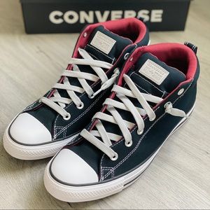 NWT Converse Chuck Taylor Street Mid